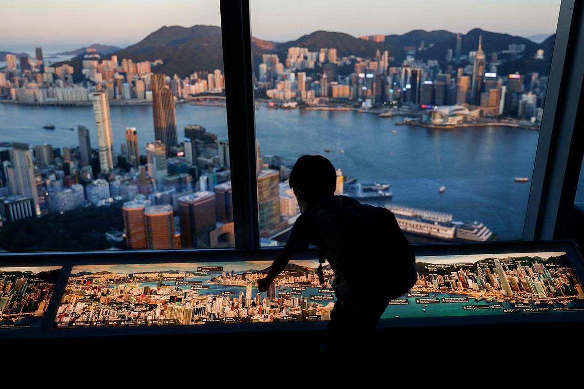 Hong Kong Taps Tycoons to Help Attract Family Offices - Bloomberg