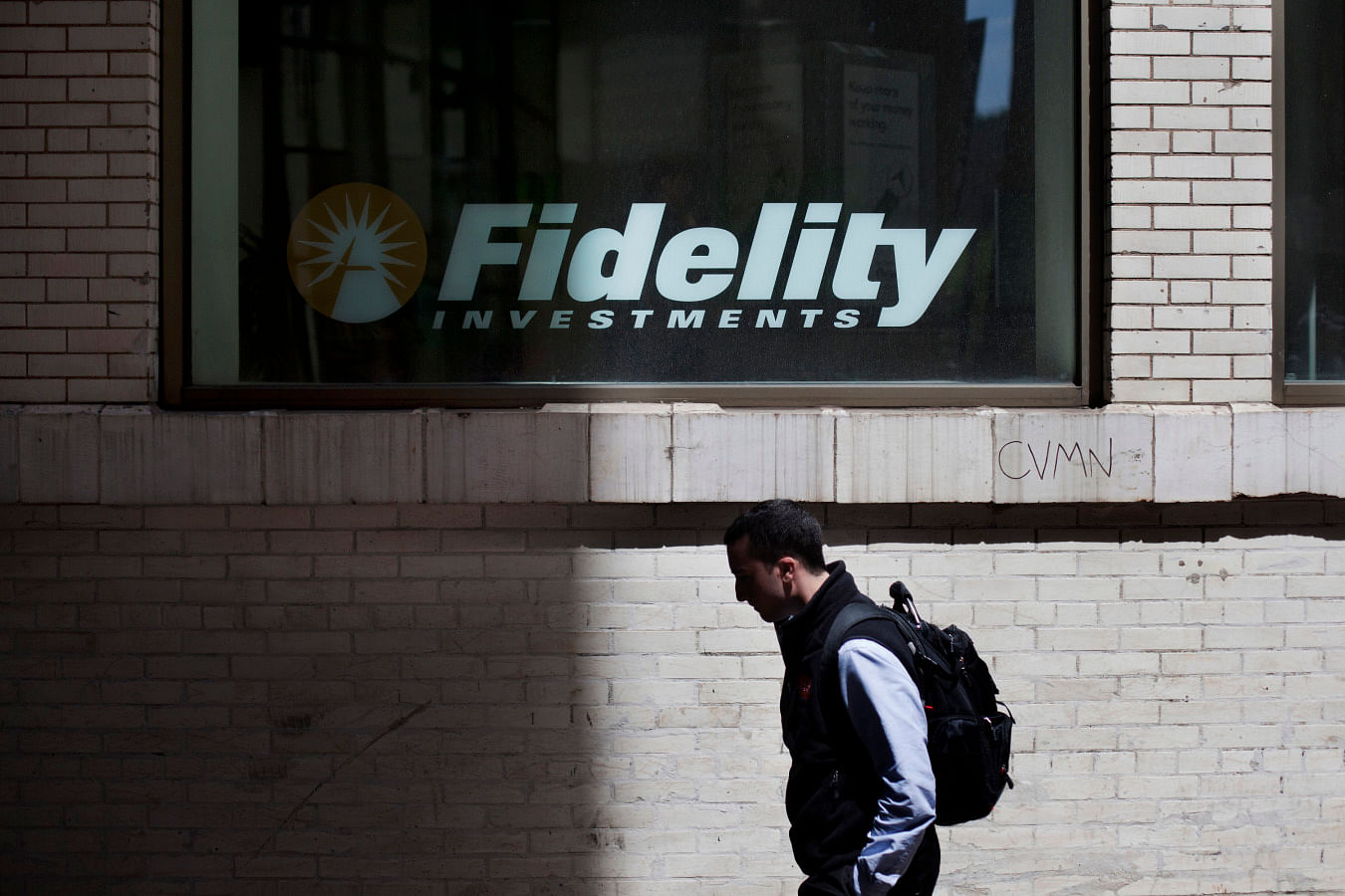 Fidelity rolls out suite of new ETFs, slashes fees