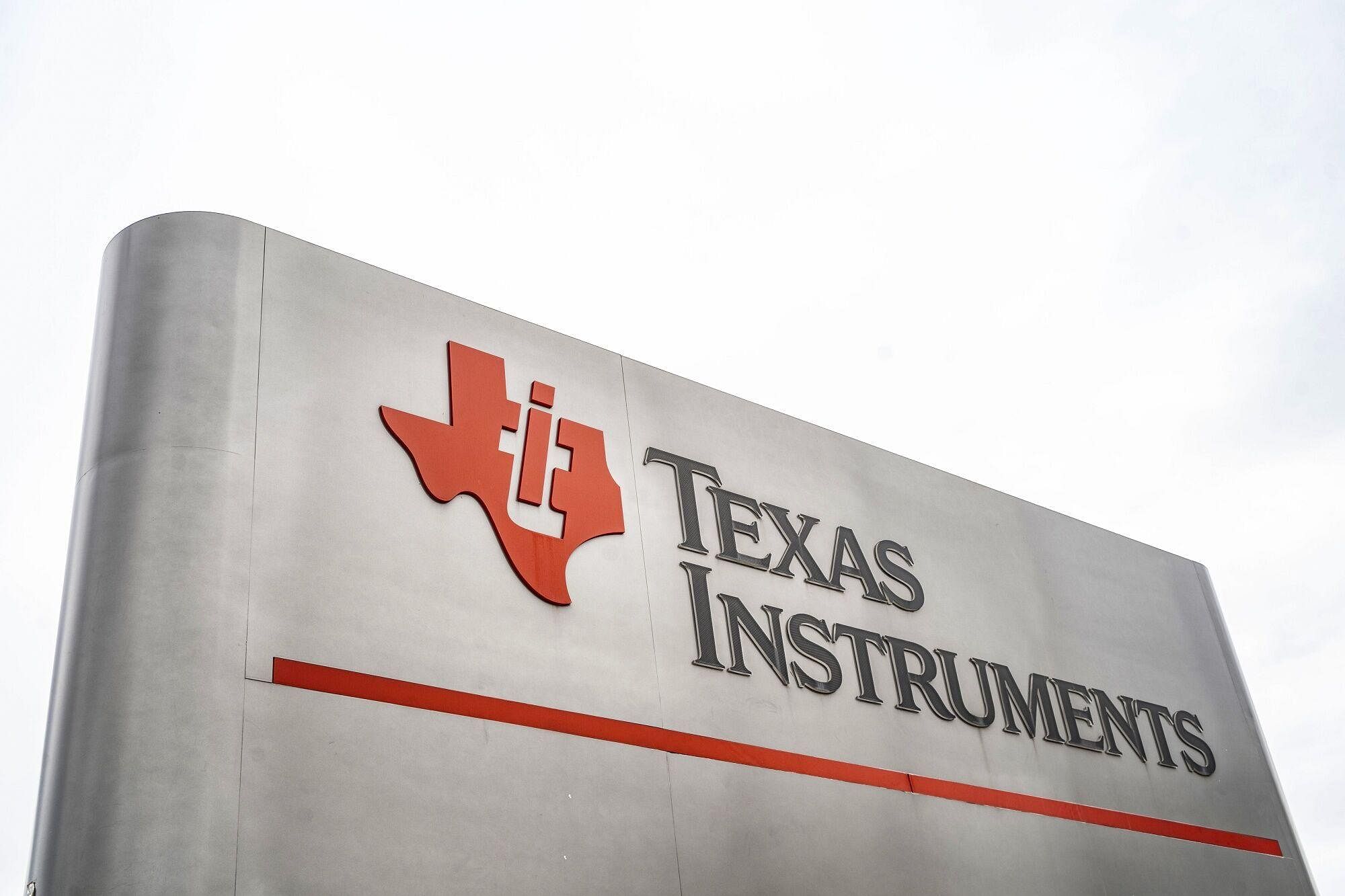 Chipmaker Texas Instruments forecasts earnings below estimates as  automotive begins to falter, Telcos, Media & Tech - THE BUSINESS TIMES