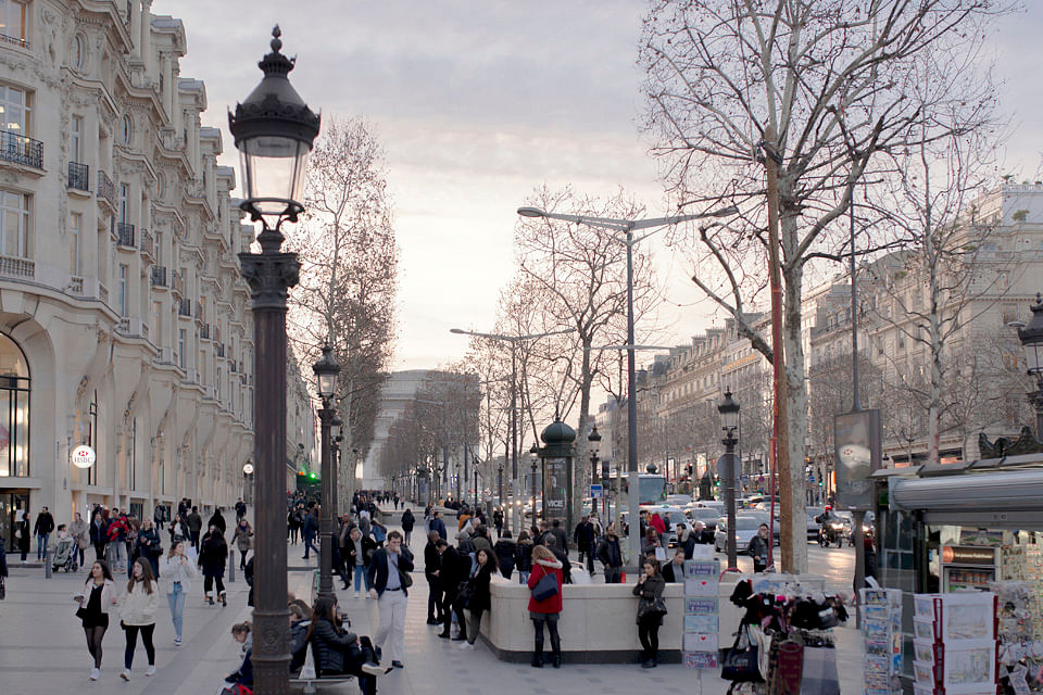 Restoring an Avenue in Paris Meant for Kings - The New York Times