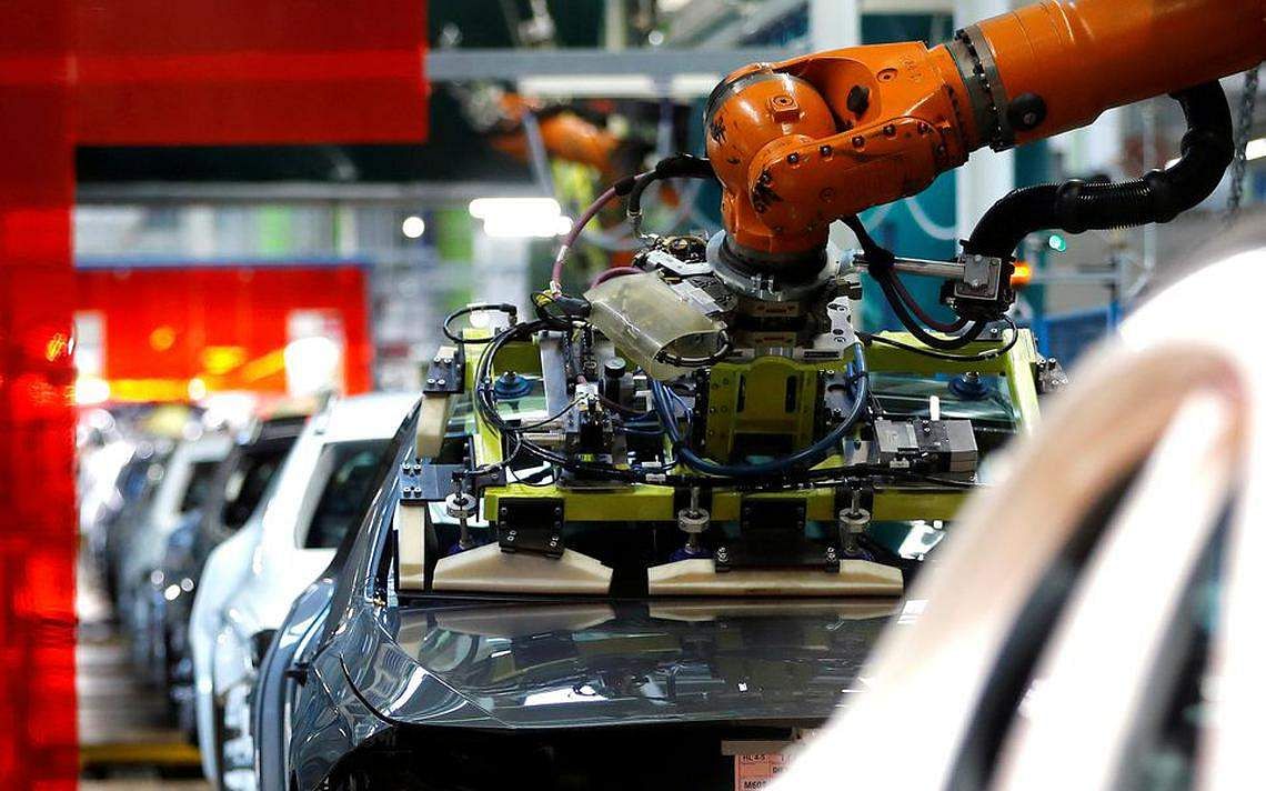 German manufacturing stuck in contraction in August: PMI, International -  THE BUSINESS TIMES