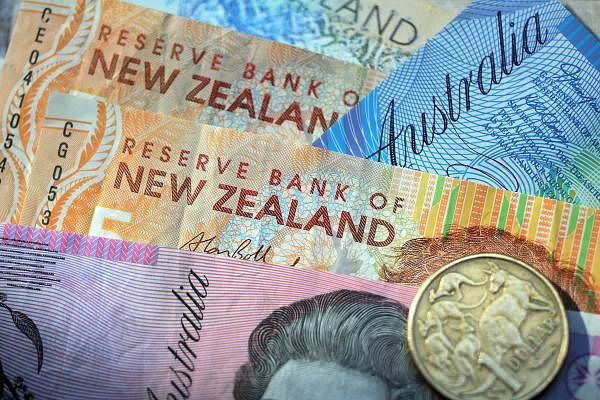 Euro new zealand deals dollar