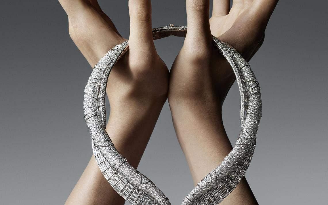 Louis Vuitton Diamond Clous Bangle