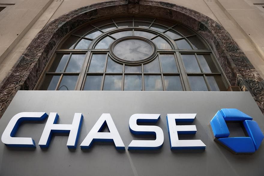 chase bans crypto