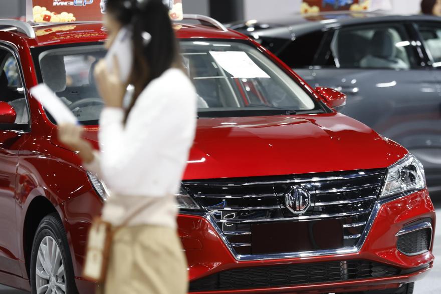 January global EV sales up 69% from a year ago, but down 26% vs December