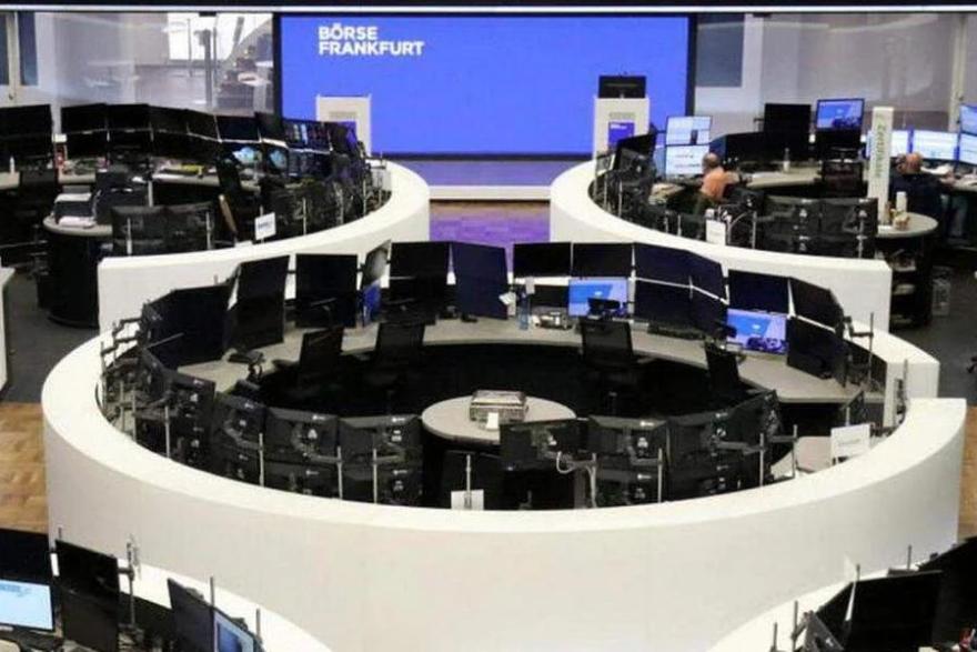 Europe: Stoxx 600 hits two-year high; German, French shares lag