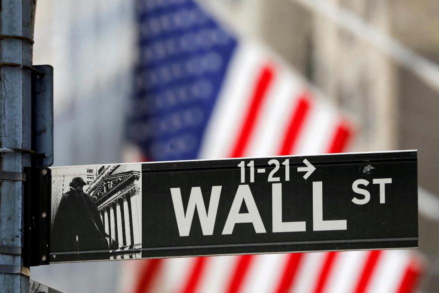 US: Dow and S&P 500 eke out fresh records as stocks rally loses steam