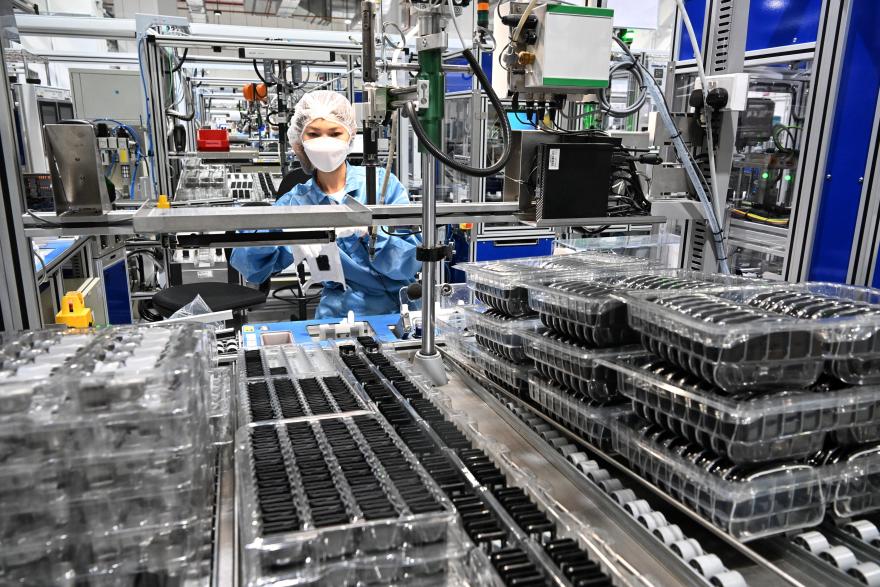 毎日の報告: 今日 (2 月 26 日) に起こったこと、経済と政策