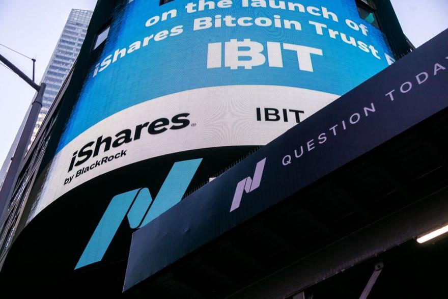 BlackRock’s Bitcoin ETF draws record influx as coin tops US,000 BlackRock’s Bitcoin ETF draws record influx as coin tops US,000