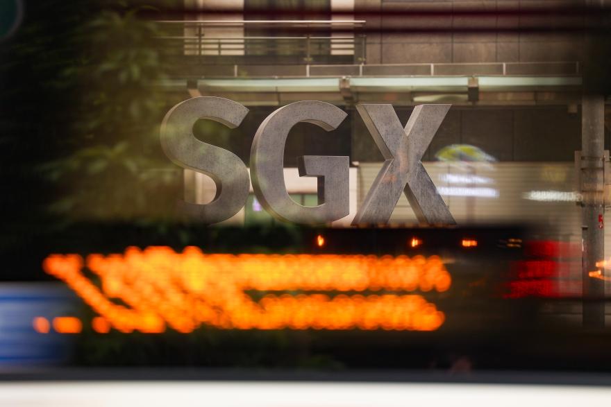 Singapore stocks end flat on Monday ahead of Fed interest rate announcement