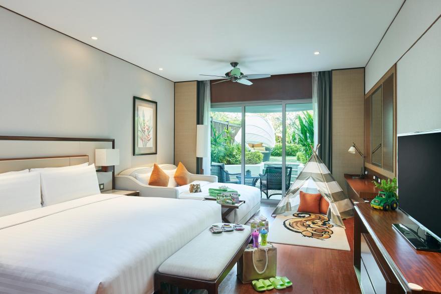 Shangri-La Asia returns to black in FY2023 with US4.1 million net profit Shangri-La Asia returns to black in FY2023 with US4.1 million net profit
