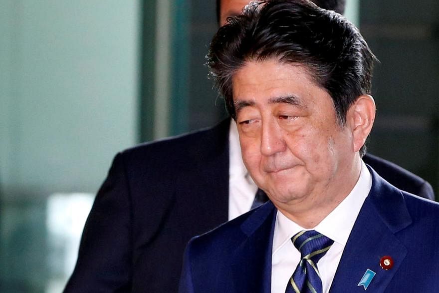 Japan Pm Abe To Reshuffle Cabinet As Support Plunges To Lowest Since